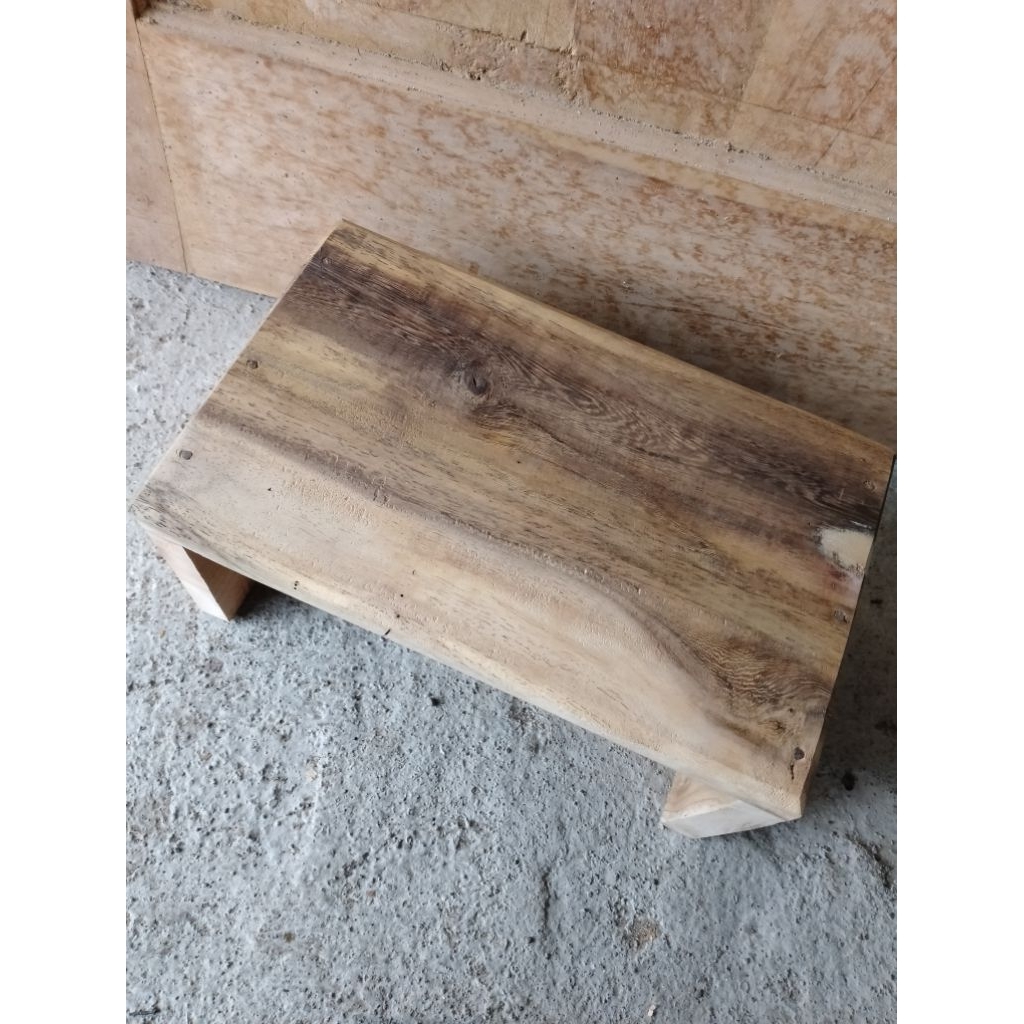 Dingklik kayu bahan jati