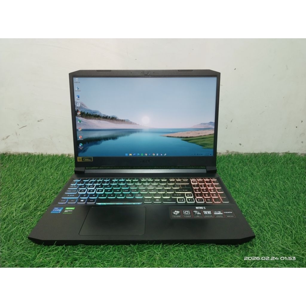 laptop gaming acer nitro 5 an515-56 i7 gen 11 GTX 1650 with Intel iris xe graphics