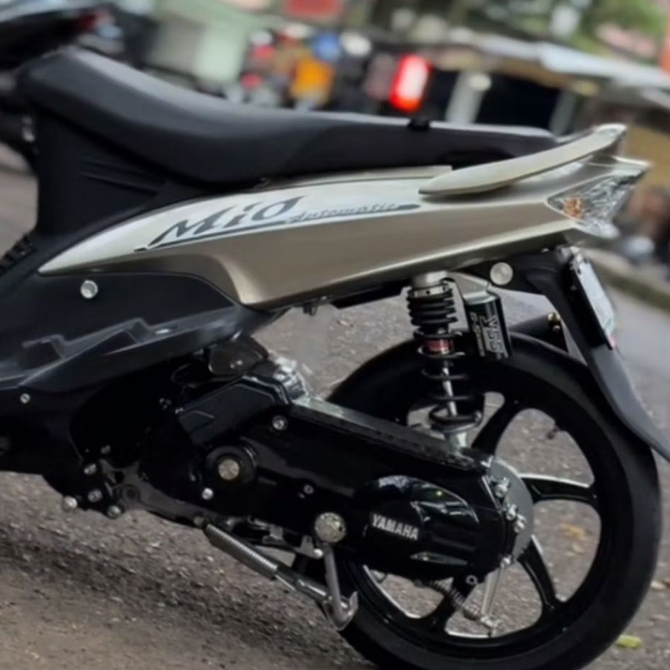 Cat PU warna STONE GREY MET.