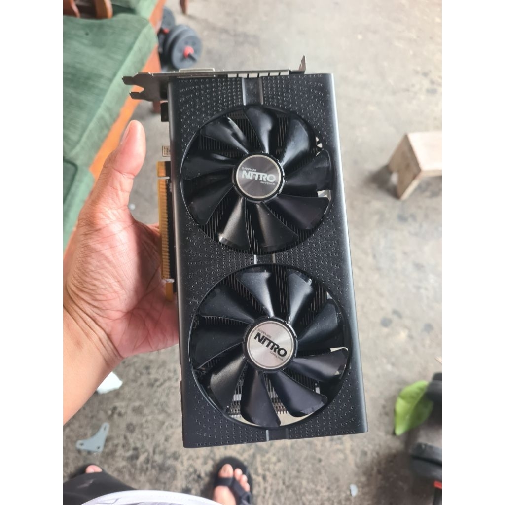 VGA RUSAK RX 580 SAPHIRE 8GB DDR5