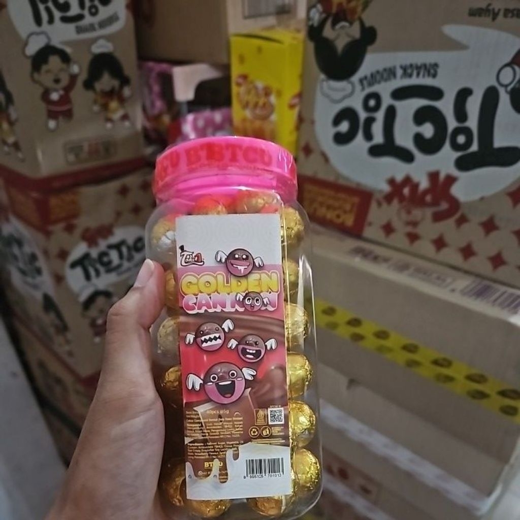 GOLDEN CANON  BALL TOBELO COKLAT TOPLES ISI 40 PC / 200GR