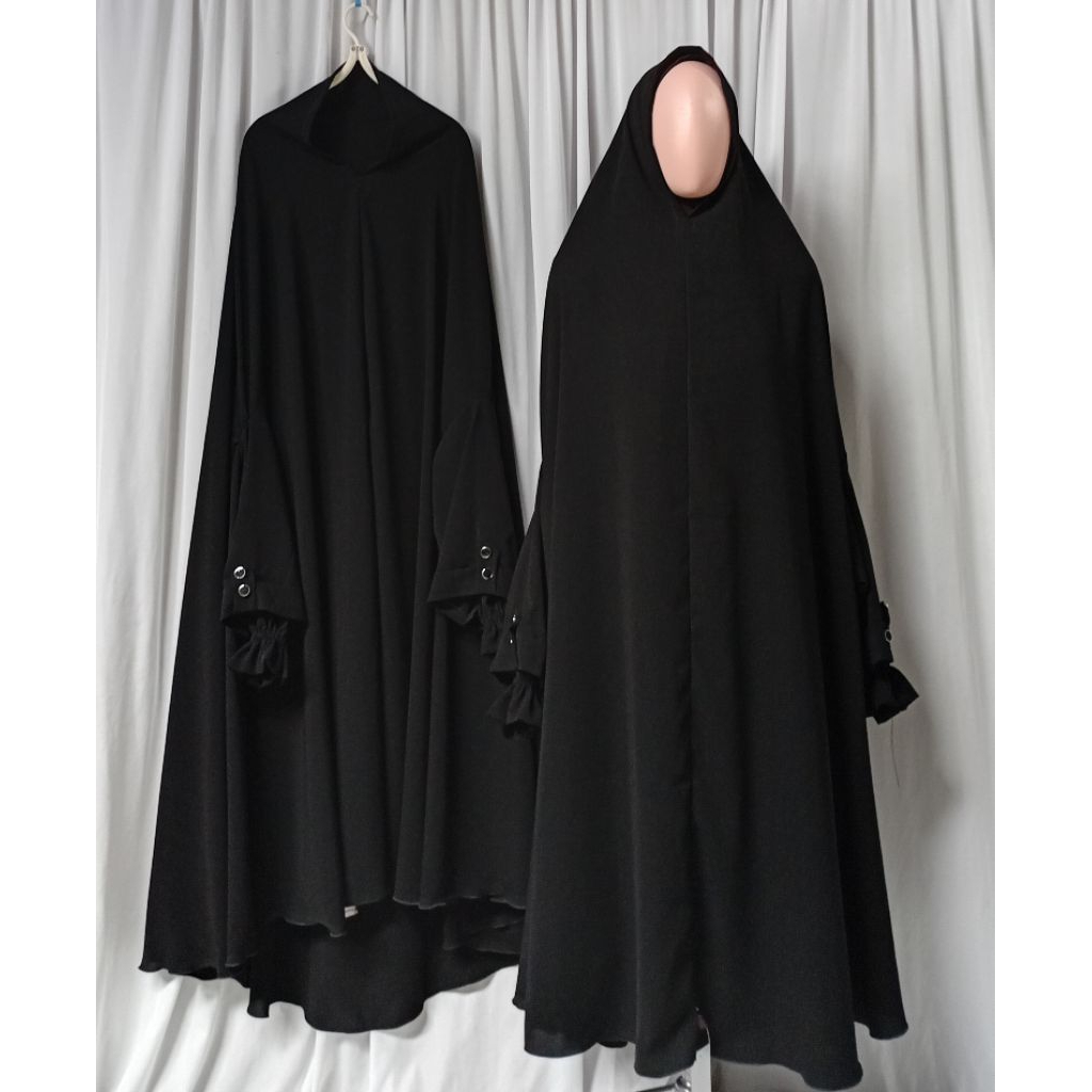 Jilbab Berlengan dan cadar yaman poni.
