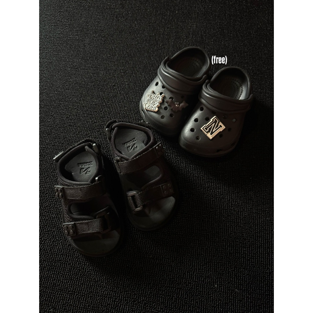•PRELOVED• Sendal Zuma Anak (free sendal karet)