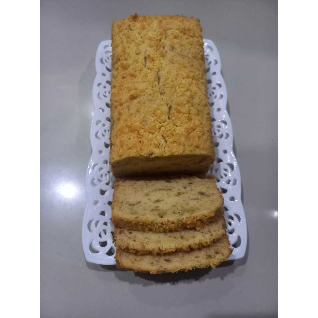Banana Cake Premium - Banana Cake Keju - Helena Bake