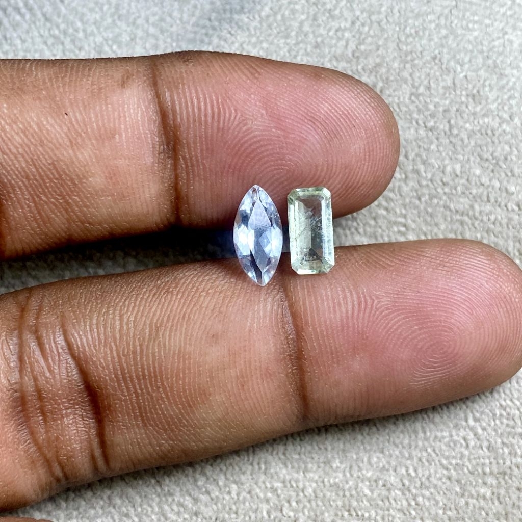 Natural Aquamarine beryl batu Aquamarine beryl pcs 2 Aquamarine beryl