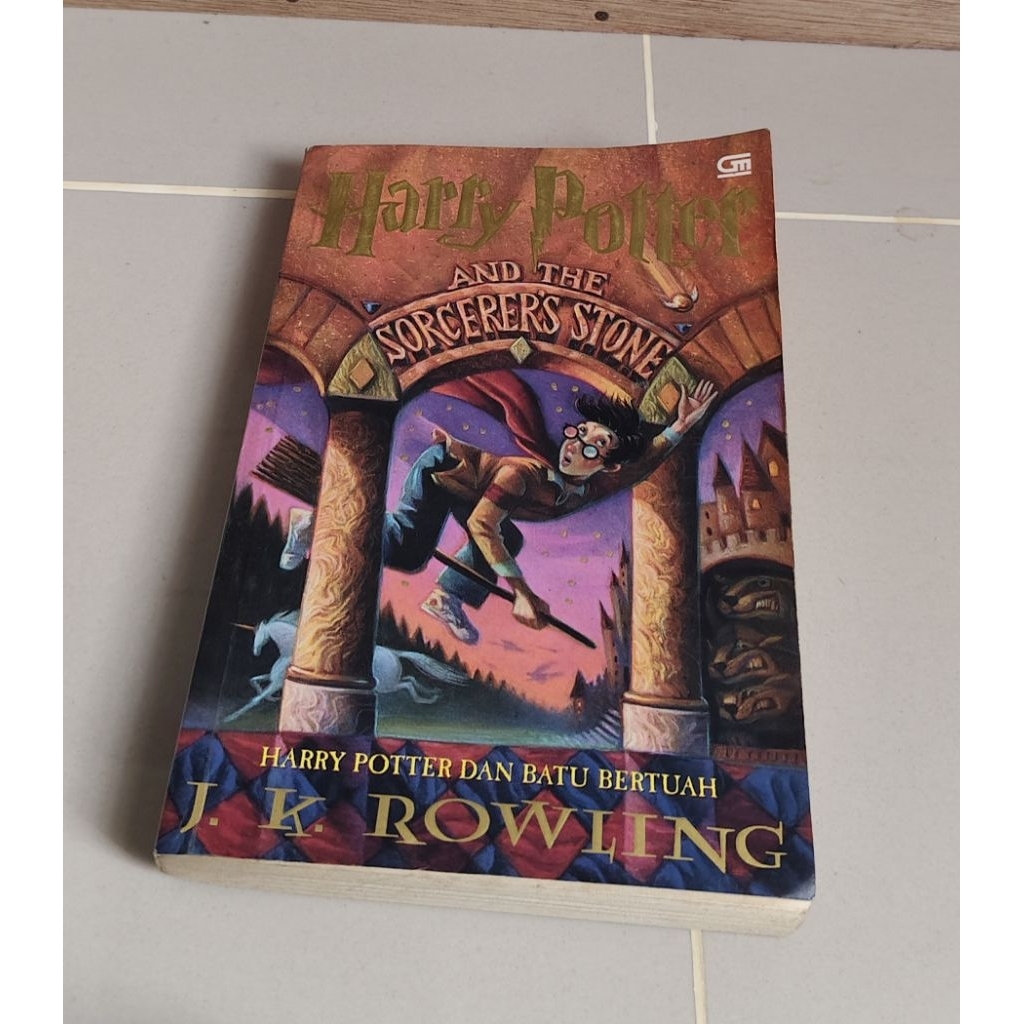 Harry Potter dan batu bertuah