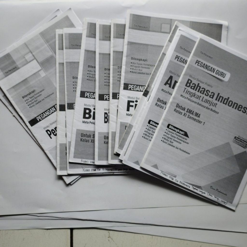 Kunci Jawaban LKS Kelas 11 Semester 1 Viva Pakarindo