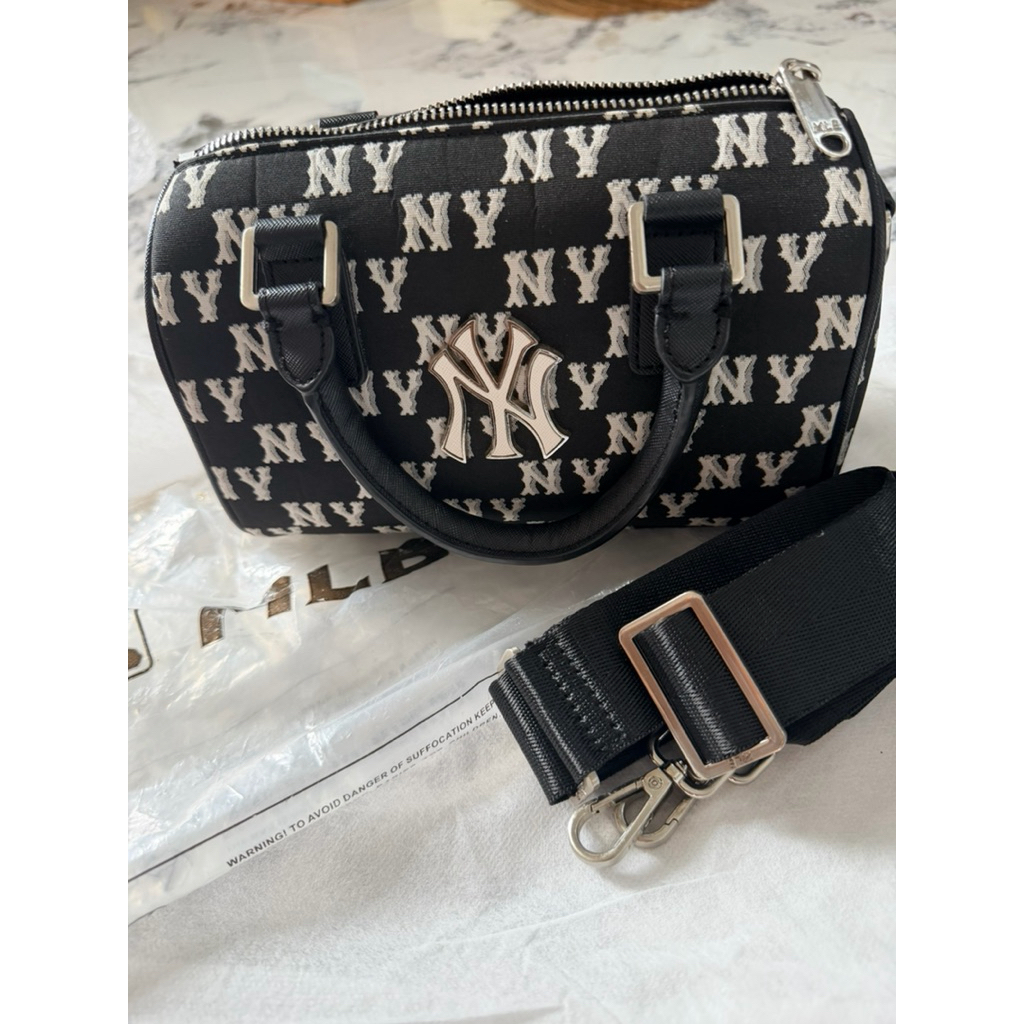 MLB mini dufle original (Preloved)