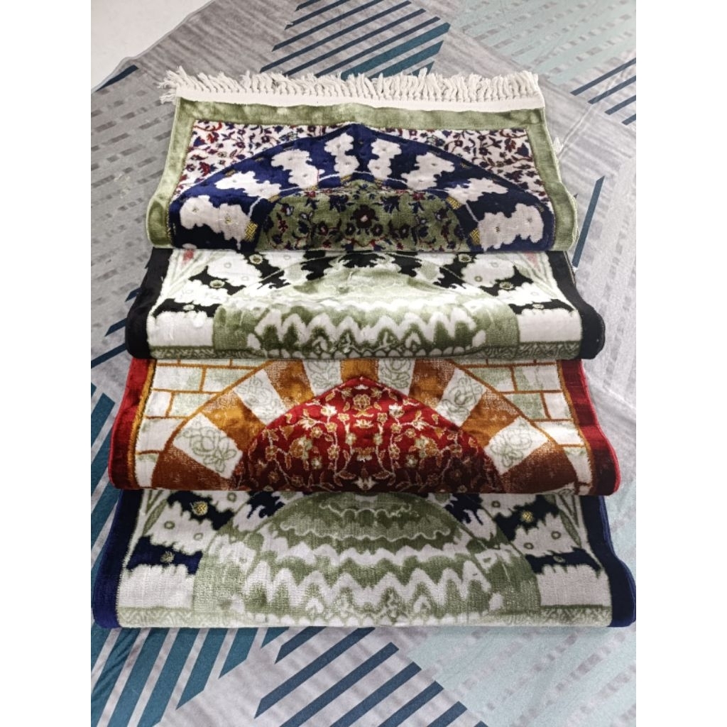 Sajadah Akbar Platinum Ukuran 70×110 cm Turkey Sajadah Akbar Platinum Raudah dan Sajadah Akbar Plati