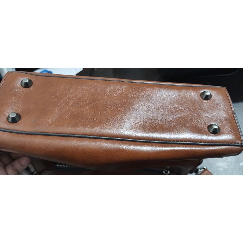 Preloved-Tas Monzaya