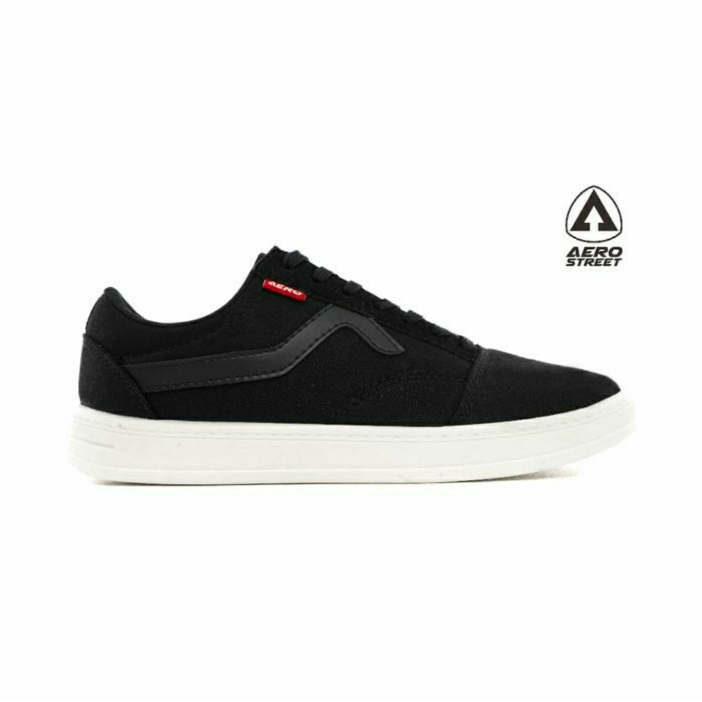 Aerostreet Massive Low 2.0 Hitam - Sepatu Sneakers Casual