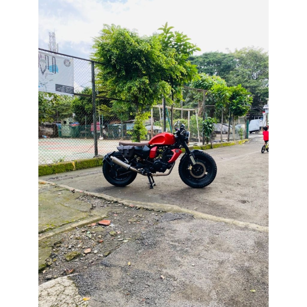 Yamaha Byson 150cc karburator modif Bobber 2014