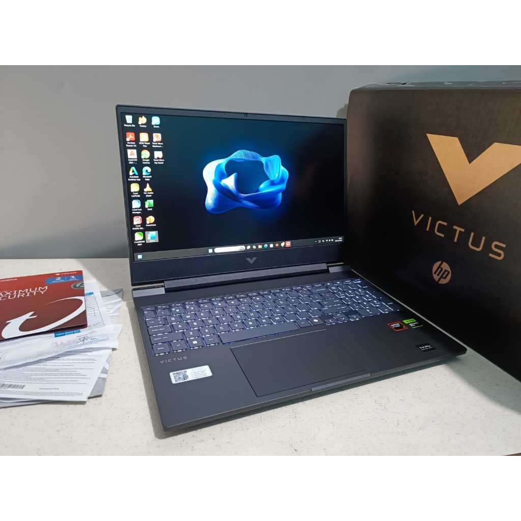 HP Victus Sebulan Pakai Ryzen 7 260 RTX 5050 Like New