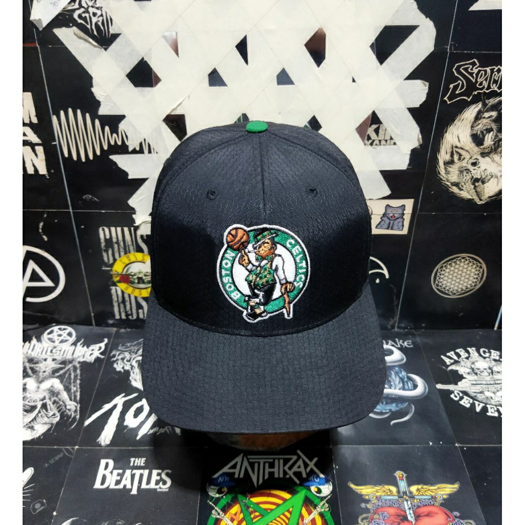 Topi import snapback BLOCKHEAD MITCHELL AND NESS X NBA CELTIC series