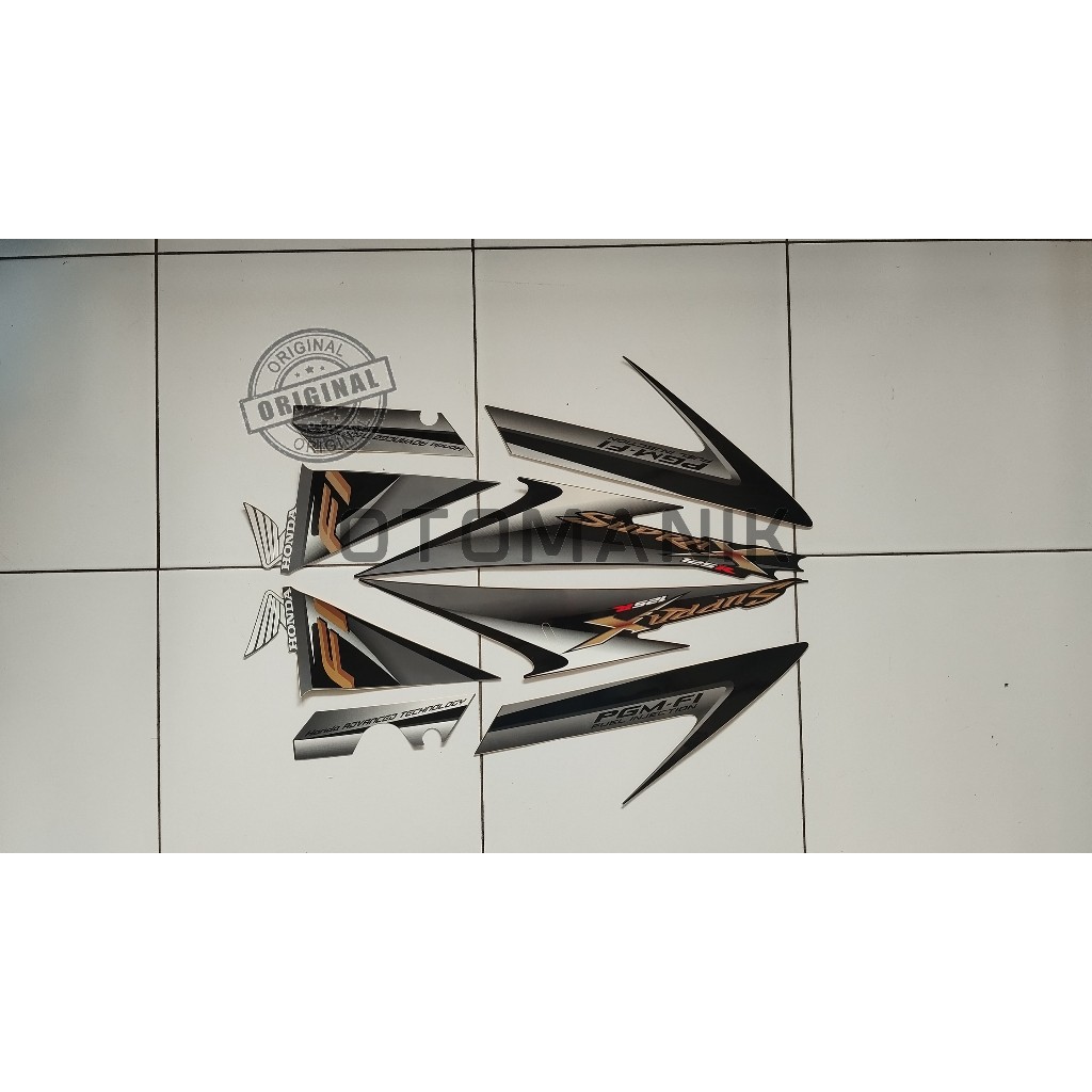 Striping Sticker Lis Honda Supra X 125 FI 2010 2011 Hitam Silver original