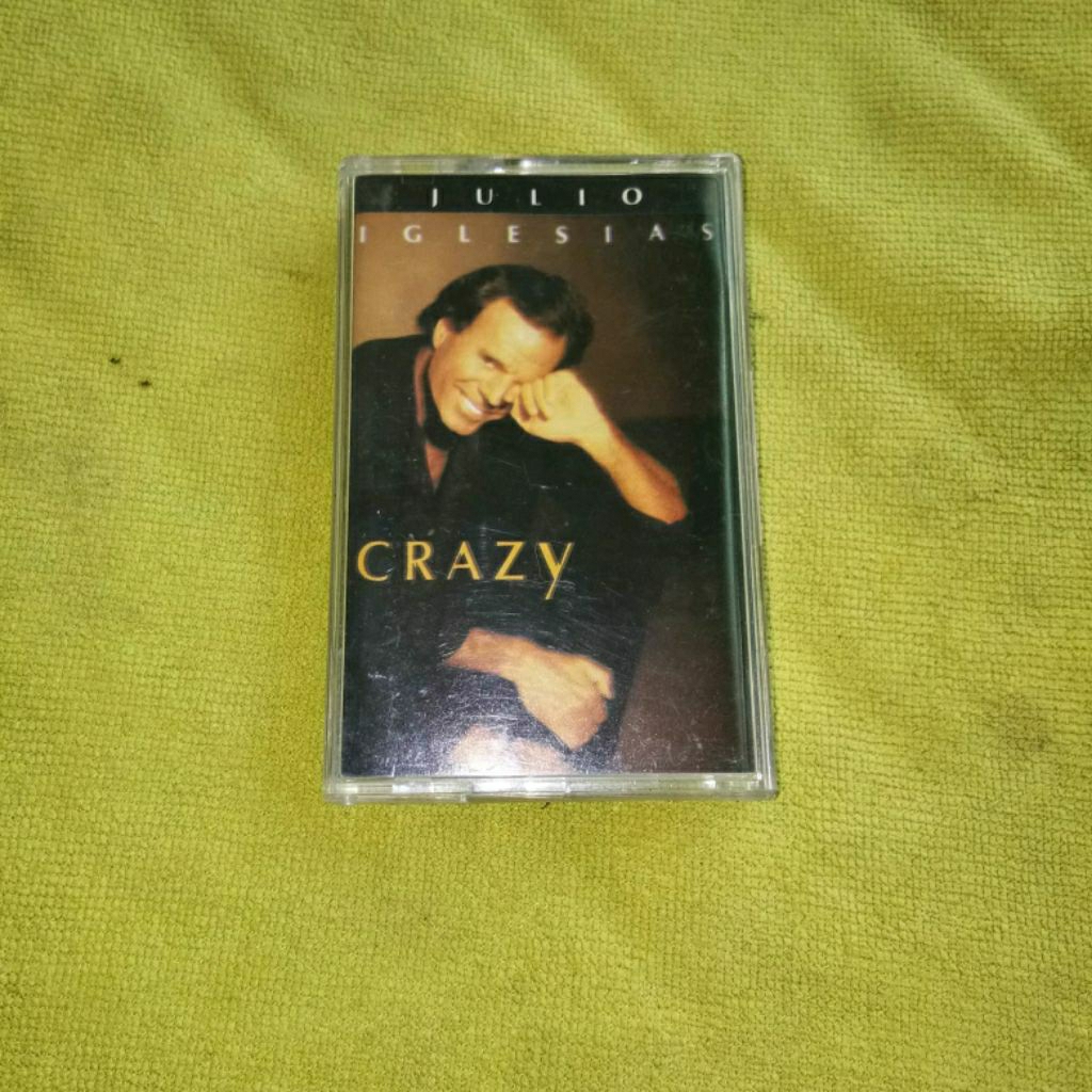 kaset pita Julio Iglesias crazy