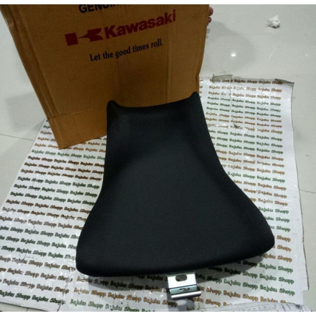 JOK JOG SADEL DEPAN ASSY ER6 ER6N ER6F NINJA 650