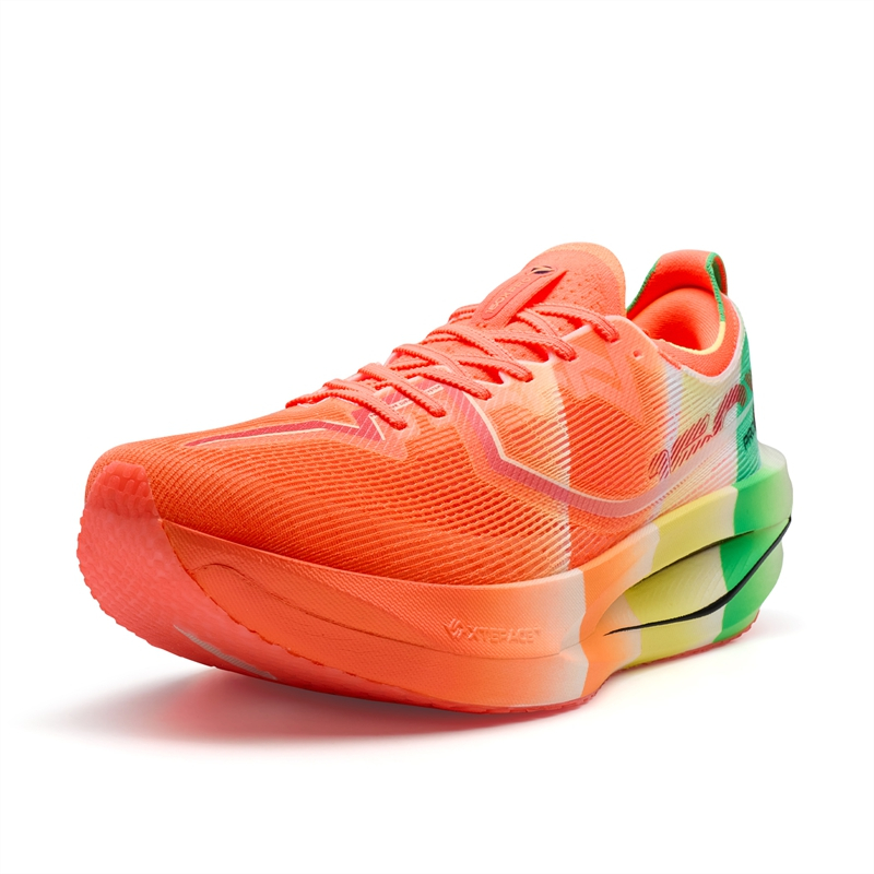 XTEP Sepatu Olahraga Lari Pria -160X 7.0 Prp