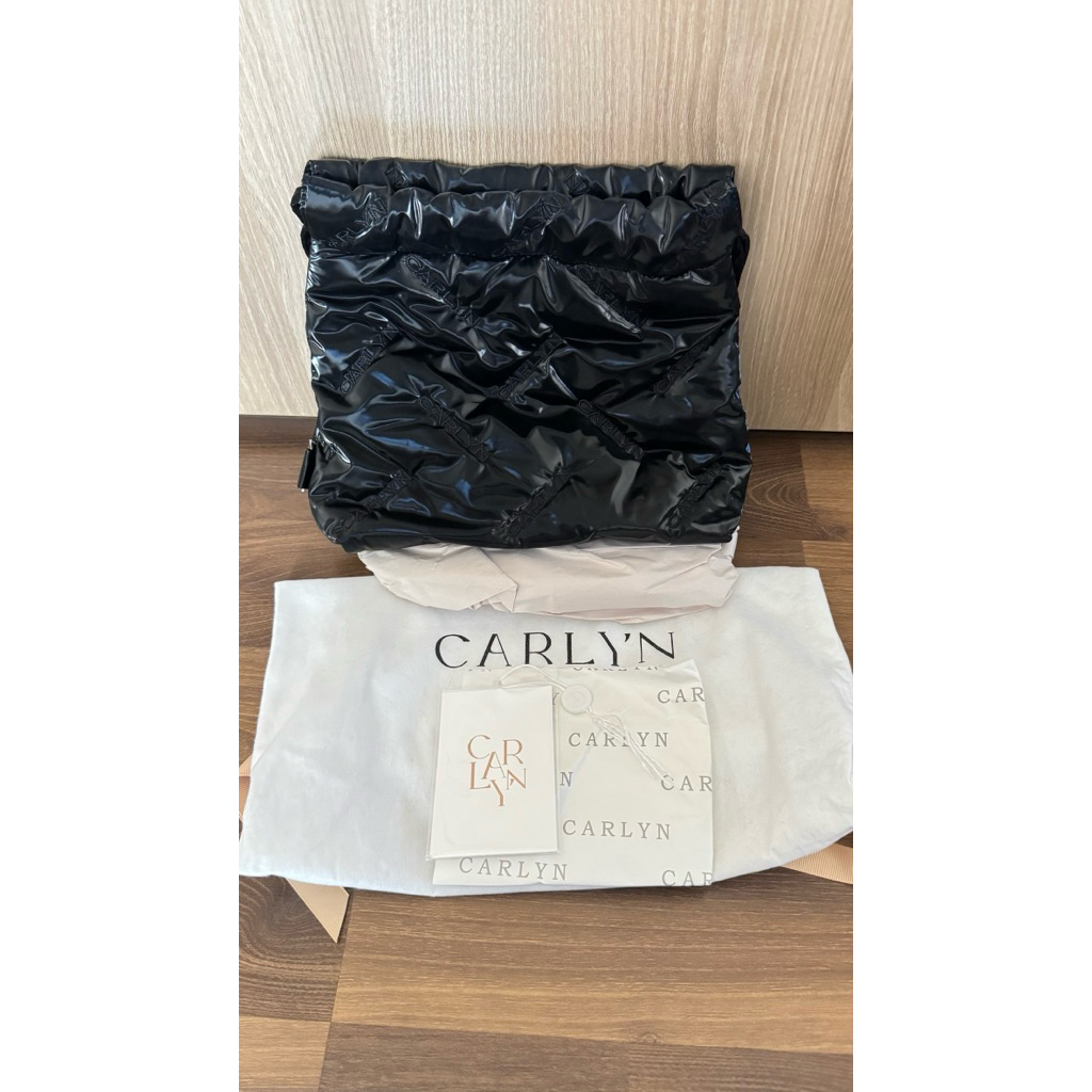 Preloved Carlyn