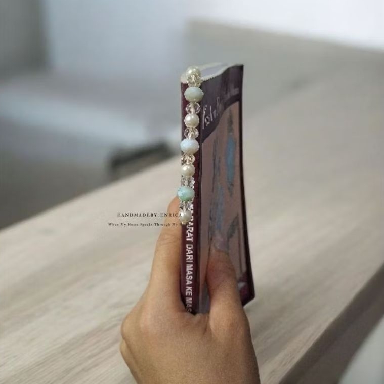 HANDMADEBY_ENRICA BOOKMARK AESTHETIC PREMIUM BEADS | BOOKMARK ADJUSTABLE | Pembatas buku handmade ma
