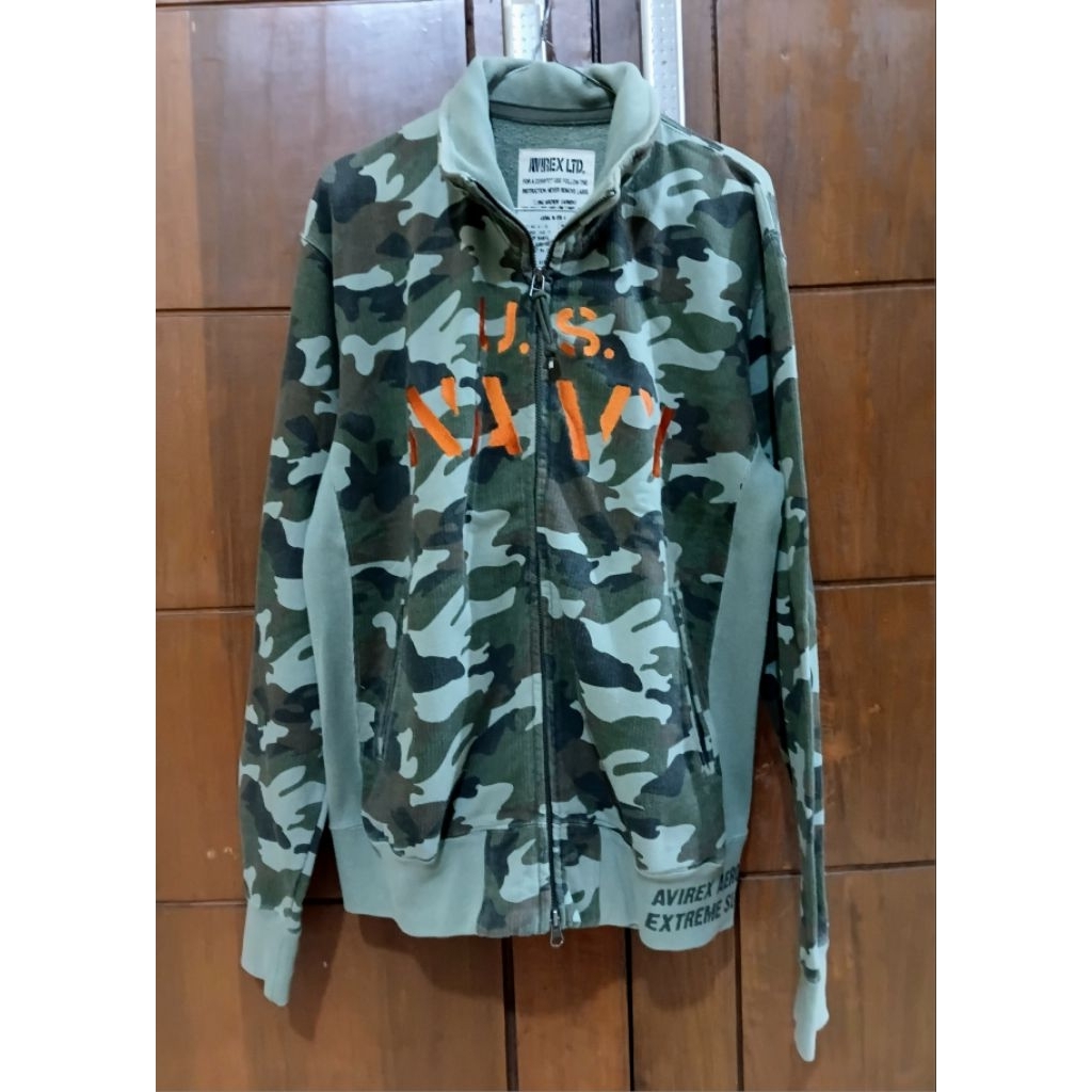 tNf hoodie full print bordir size 105,AVIREX tracktop size M,adidas hoodie size 95