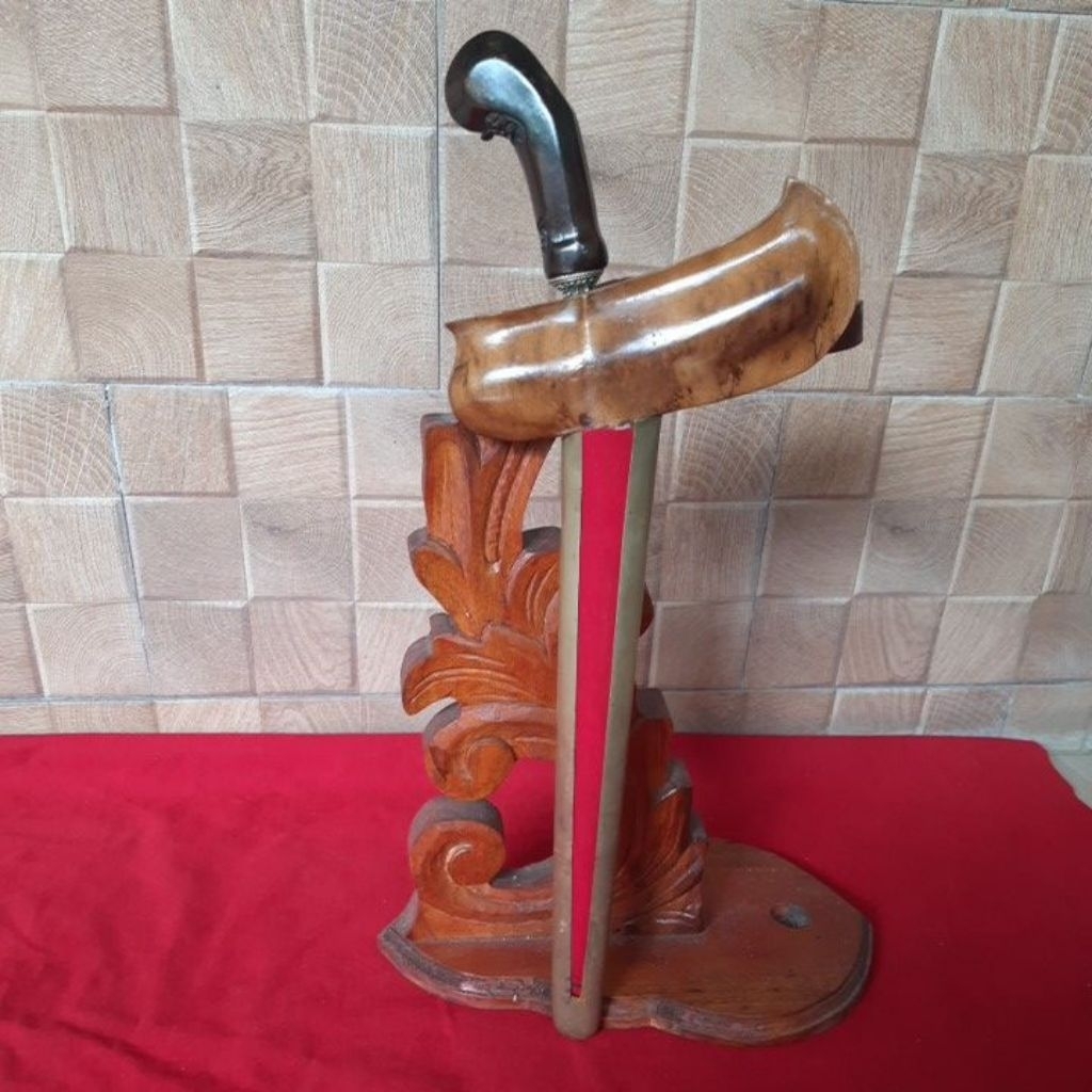 Keris Betok Kyai Brojol Sepuh,Pamor Rojo Gundolo,Wos Wutah