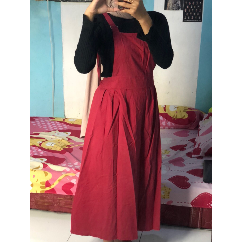 Jumpsuit merah