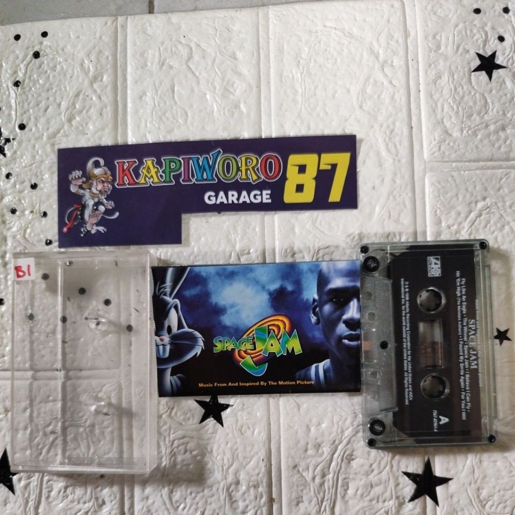 KASET PITA,,,MUSIC FROM AND INSPIRED BY THE SPACE JAM MOTION PICTURE
