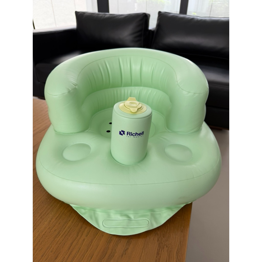 preloved richell baby chair