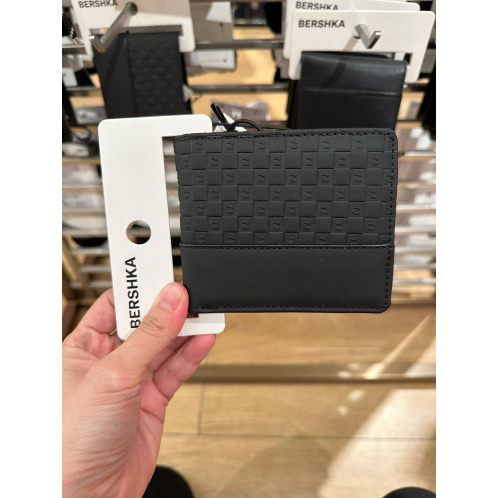 Dompet Lipat Cowok Bershka