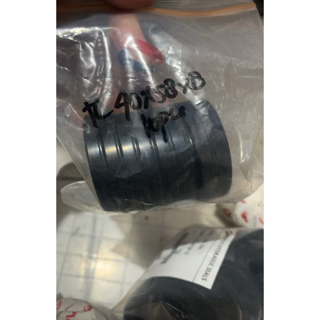 Oil Seal 40X58X8 SEAL NOK NQK 40 58 8 TC 50*58*8