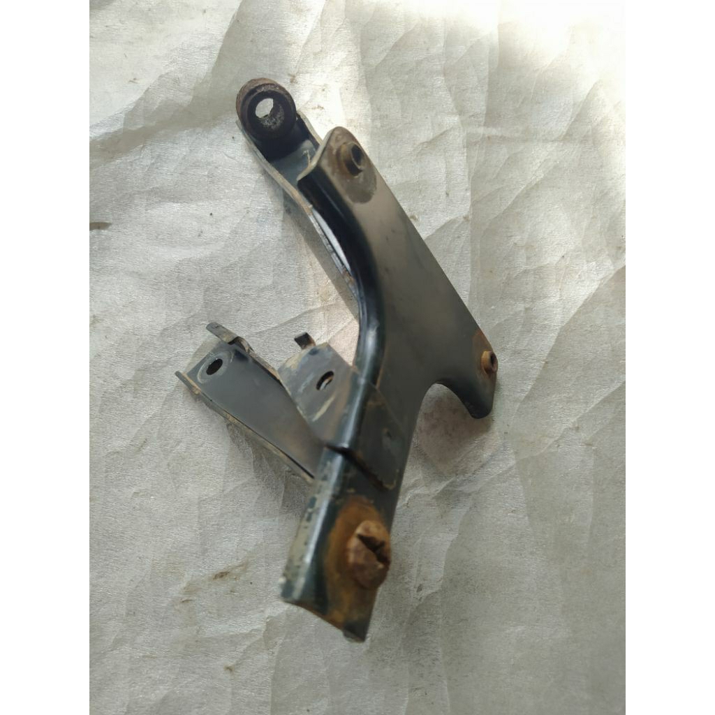 Breket panel dasi pangkon dasi Suzuki smash Titan