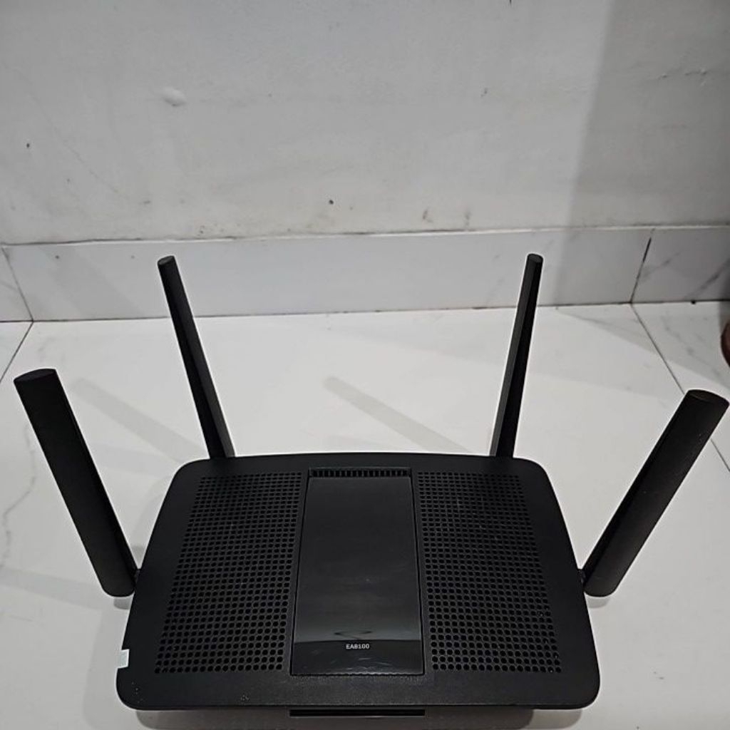 LINKSYS EA8100V2 unit only