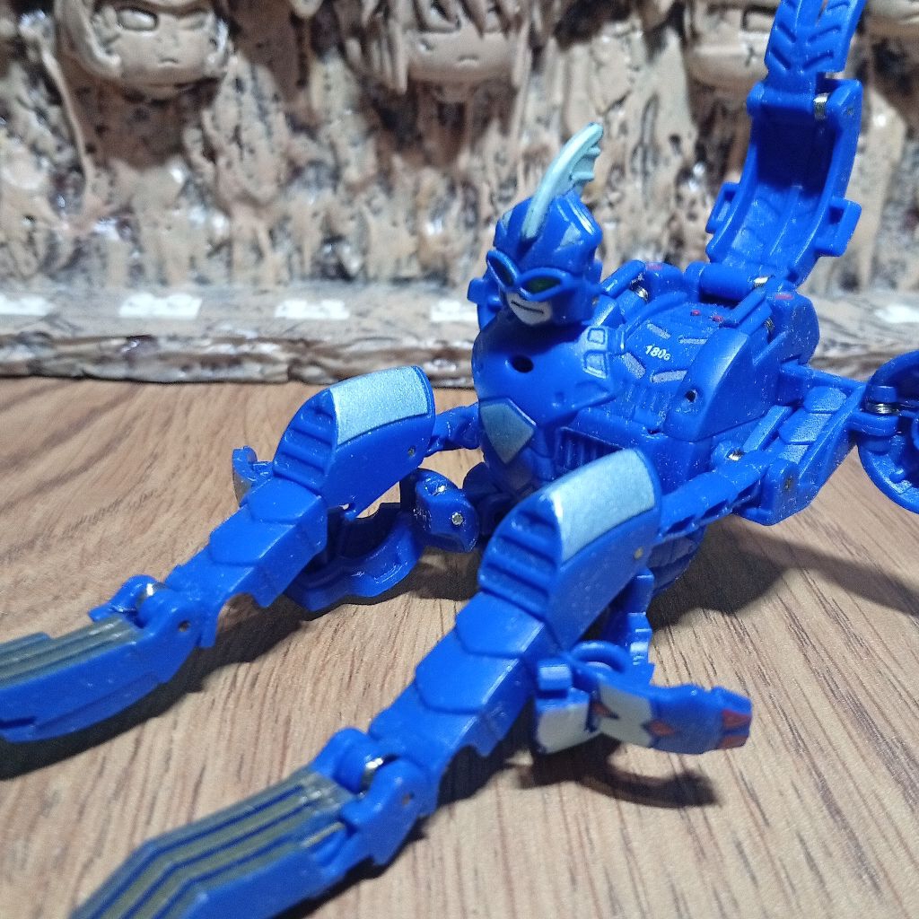 Bakugan Akwimos + Battle Gear