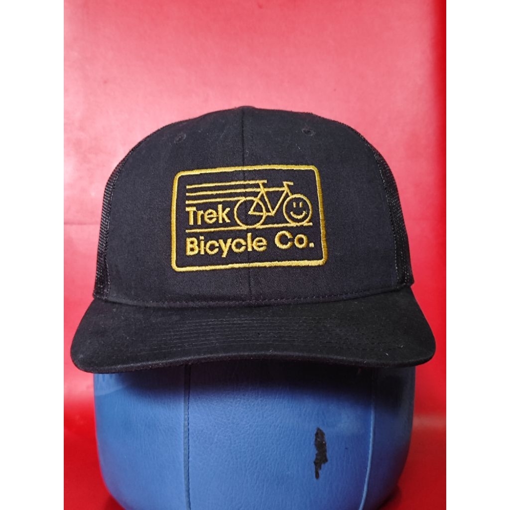 Topi Sepeda Trek Bicycle Co