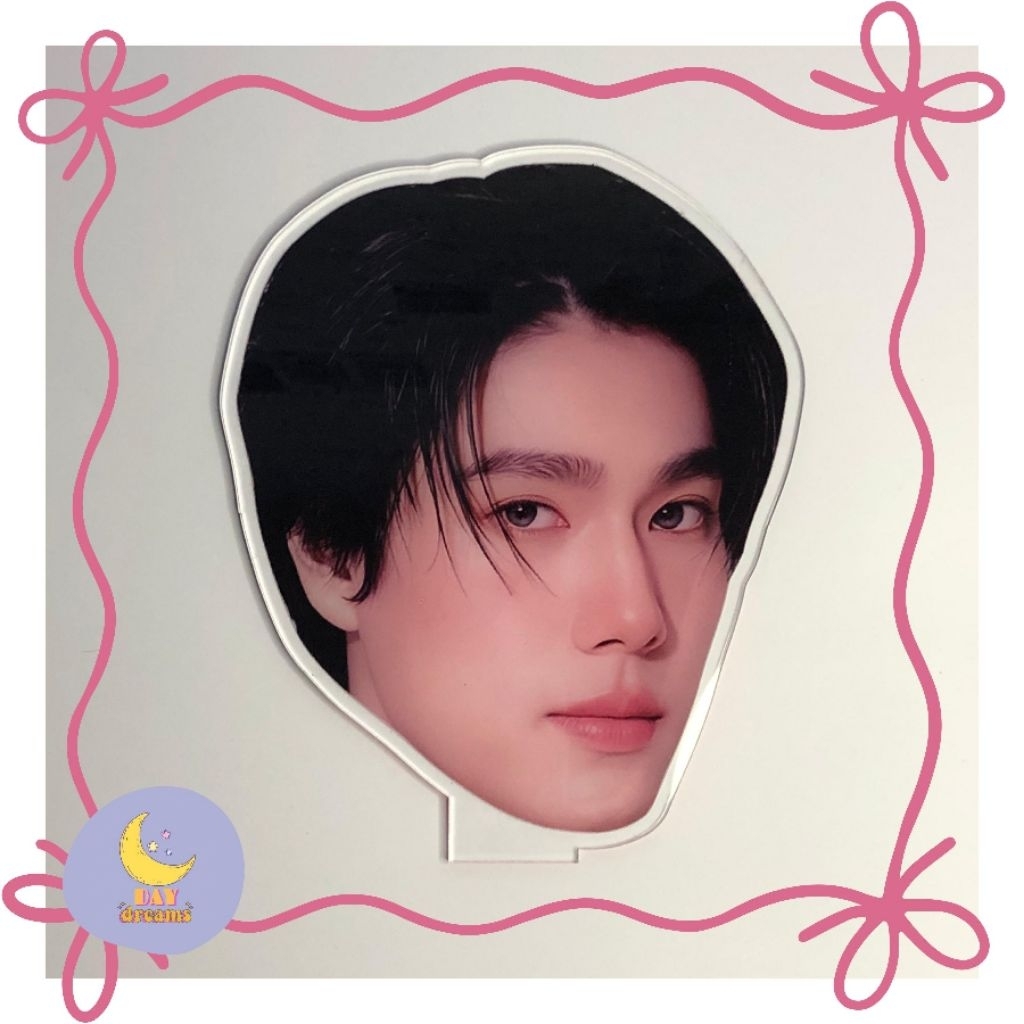 ACRYLIC HEAD STANDEE GMMTV ACTOR : PHUWIN TANGSAKYUEN