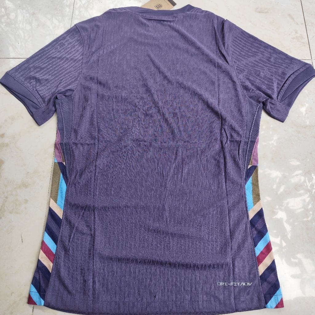 Jersey Inggris Away 2024 Player Issue