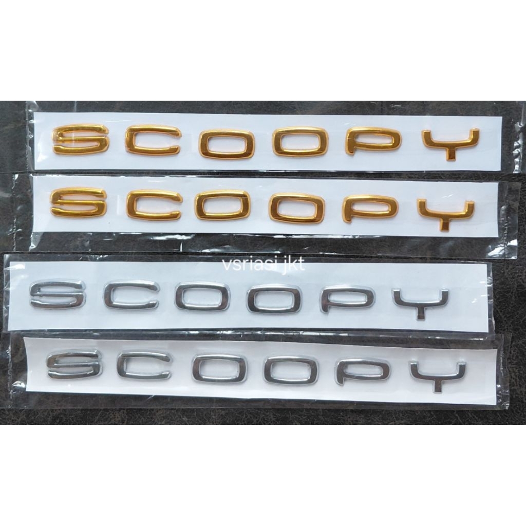 emblem motor scoopy/2021,2022,2023 sepasang kanan kiri 3dtimbul/emblem scoopy new pisah
