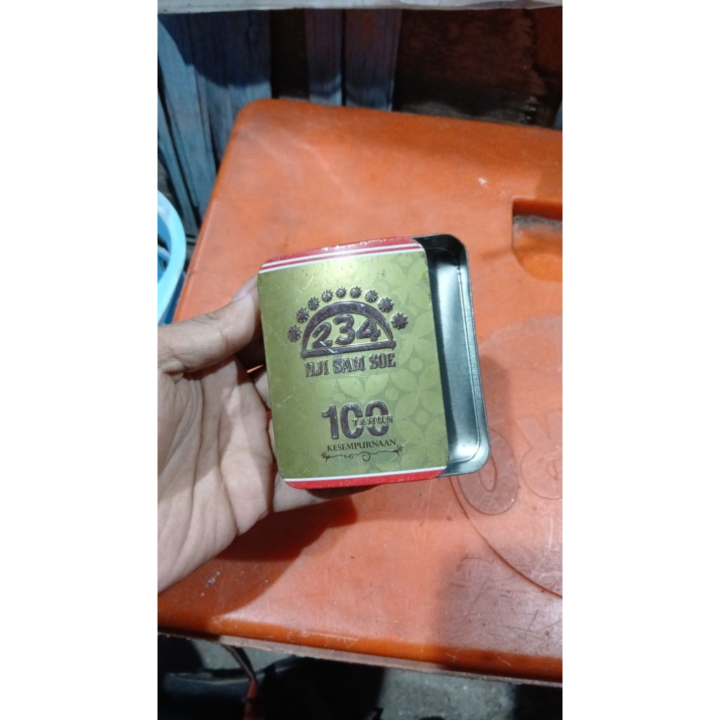 Kotak kaleng hiasan seng iklan 55rb jadul antik vintage lawas kuno display