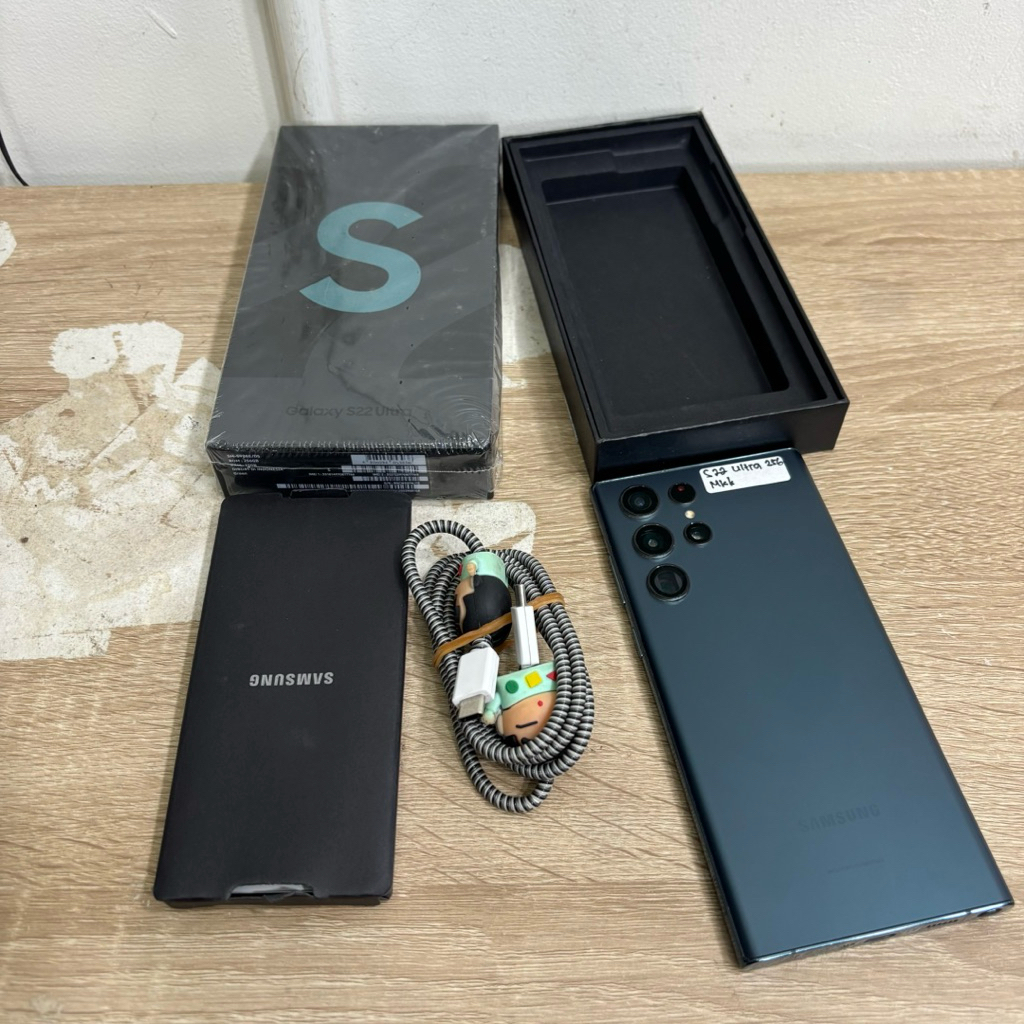 Samsung Galaxy S22 Ultra 12/256gb Fullset Second Garansi Resmi