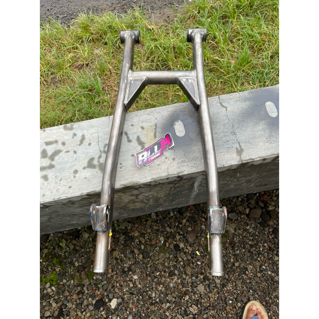 swing arm Tiger handmade oval tebal