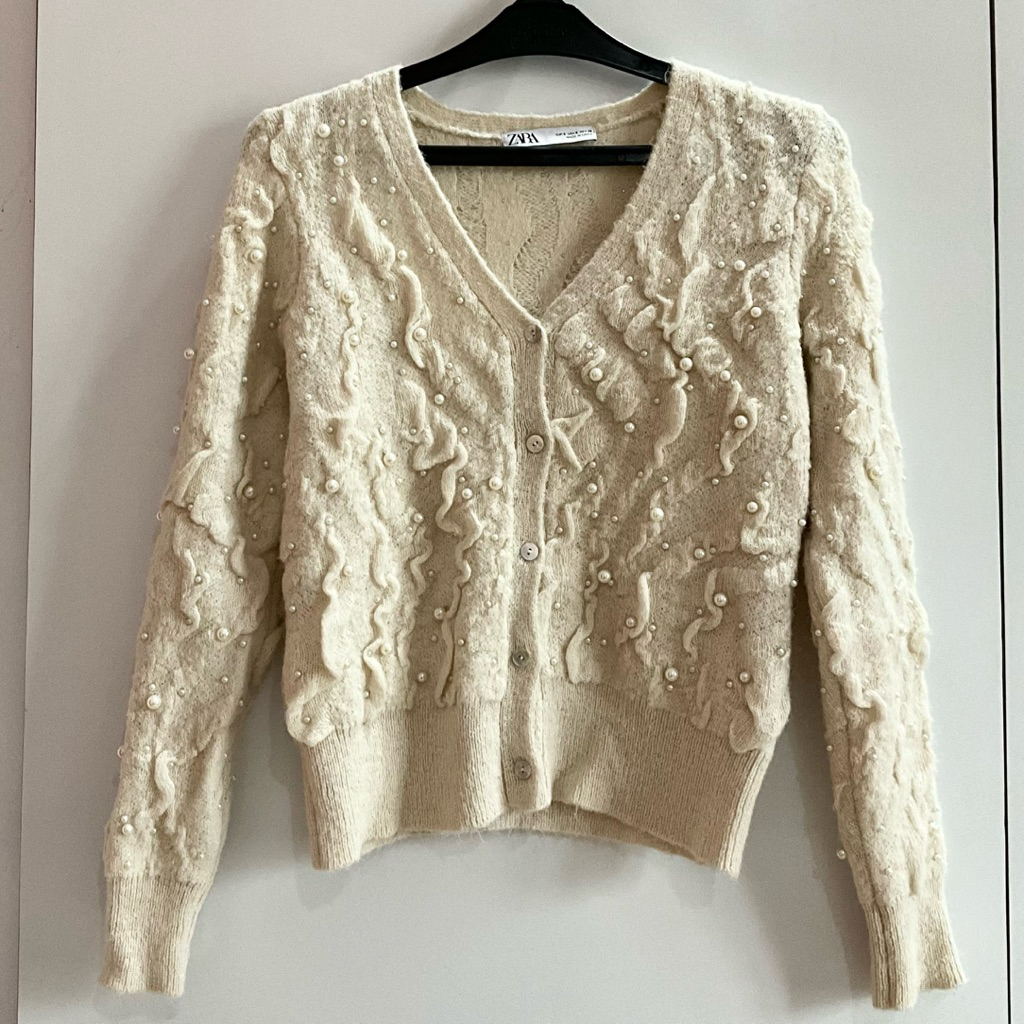 Zaraaaahh Sweater Sweatshirt Cardigan Pakaian Wanita Rajut Bulu Lengan Panjang White Pearl Original