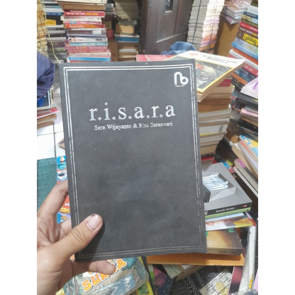 RISARA by Sara Wijayanto dan Risa Saraswati Preloved Novel Original