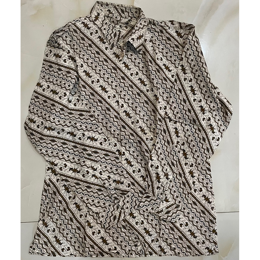 Kemeja batik keris pria lengan panjang