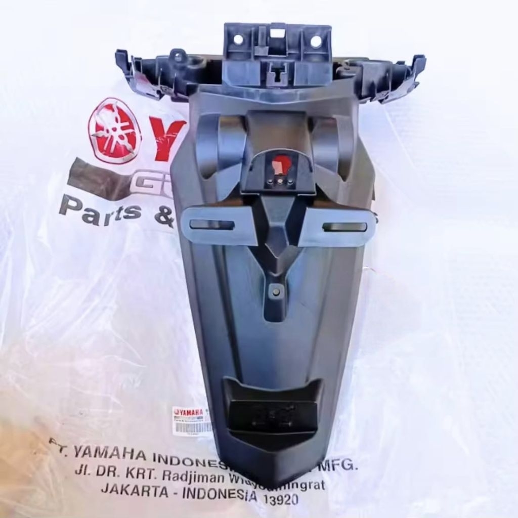 Spakbor Slebor Belakang Yamaha New NMax Non ABS (2020-2022) Merk Yamaha Original