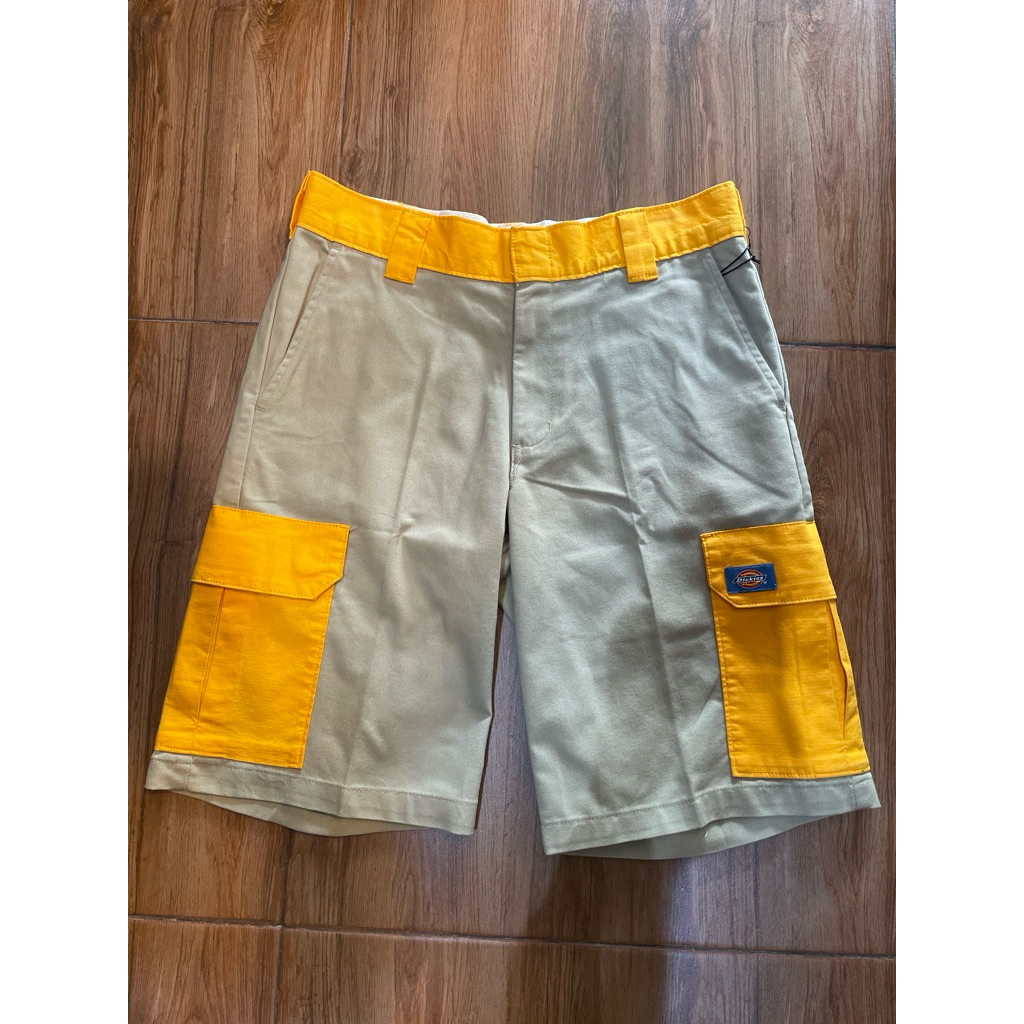 CELANA PENDEK CARGO DICKIES