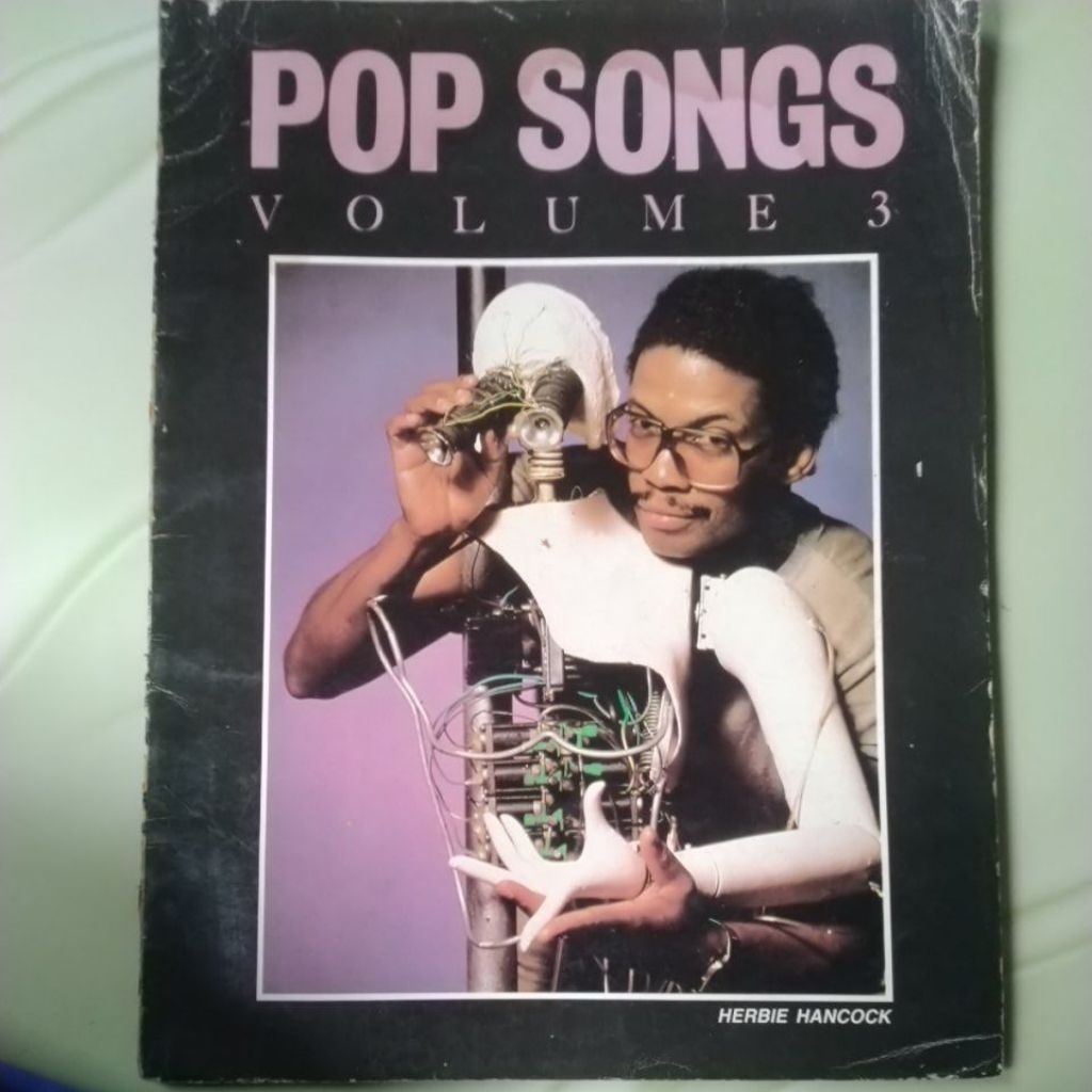 Buku Musik Pop Songs Volume 3