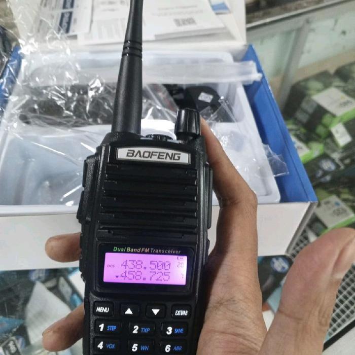 "New" Walkie talkie Dual Band HT SPC SH20 1800mAh atau Baofeng UV-82 5watt
