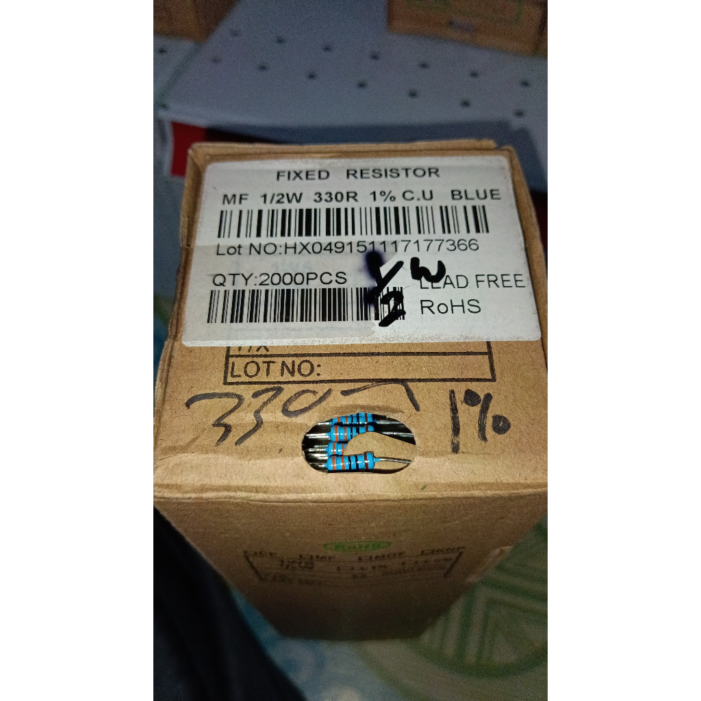 7467 resistor carbon film 1/2watt 0.5watt 0,5watt 330r330ohm taiwan