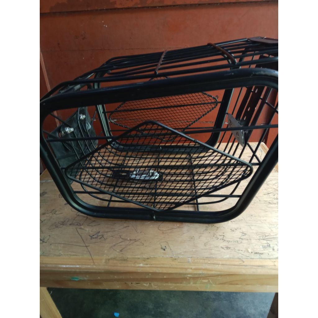 KERANJANG SEPEDA LISTRIK BEKAS KOKOH